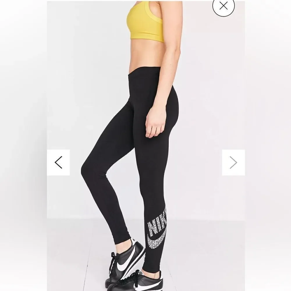 NIKE black and silver Leg-A-See GX1 Foil Legging size S.